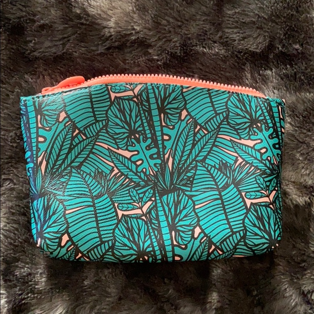 3 bags for $15! Ipsy Makeup Bag (Never Used)